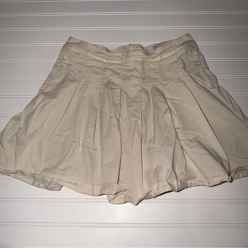 American Eagle pleated skirt size 4